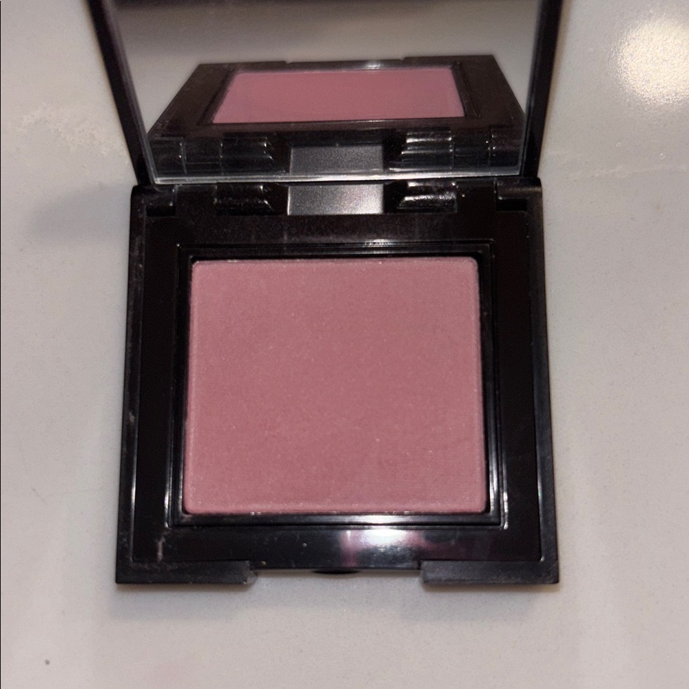 Laura Mercier Blush in Soft Iris - Picture 4 of 5